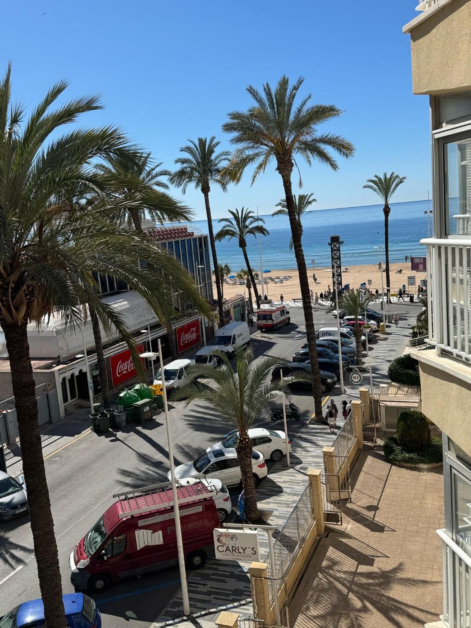 Apartamento Maralva Playa De Levante Benidorm Bagian luar foto